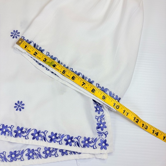 Escapada Ivory Boho Blouse with Blue Embroidery Side Slits Wide Bell Sleeve SzL - Picture 9 of 12